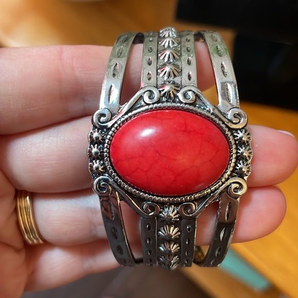 Red Stone Silver Cuff Bracelet - Picture 4 of 5